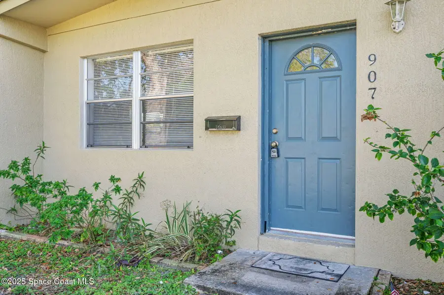 907 Espanola Way, Melbourne, FL 32901 - #3