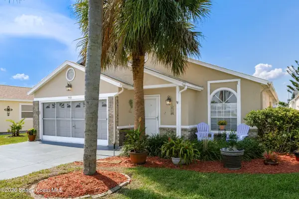 910 Cross Lake Drive, Melbourne, FL 32901