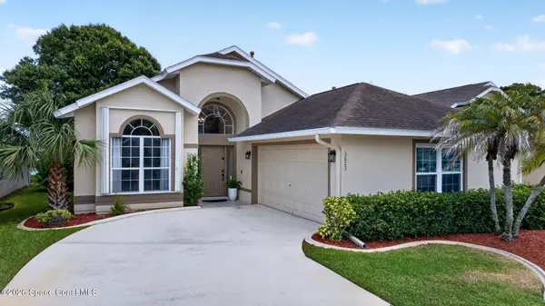 3823 Saint Armens Circle, Melbourne, FL 32934