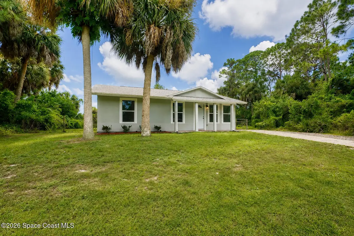 1076 Ivanhoe Street Nw, Palm Bay, FL 32907 - #1