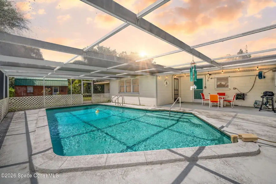 2414 Greenway Drive, Melbourne, FL 32901 - #2