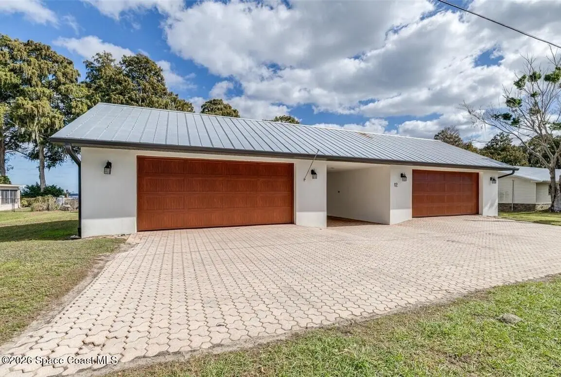 12 N Lakeview Drive, Haines City, FL 33844 - #1