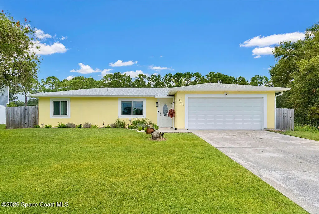 1099 NW Albion Street Nw, Palm Bay, FL 32907 - #1