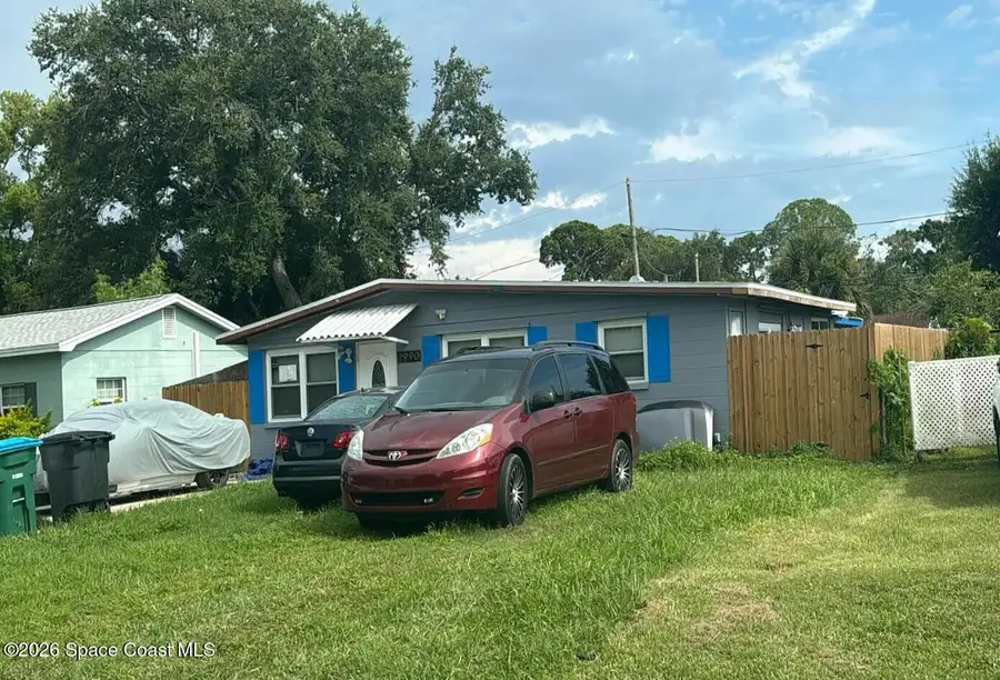 7990 50th Avenue N, Saint Petersburg, FL 33709 - #2