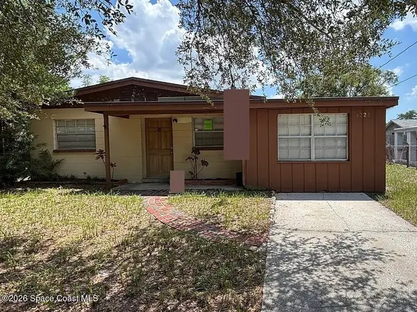 4223 E Sandalwood Circle S, Tampa, FL 33617