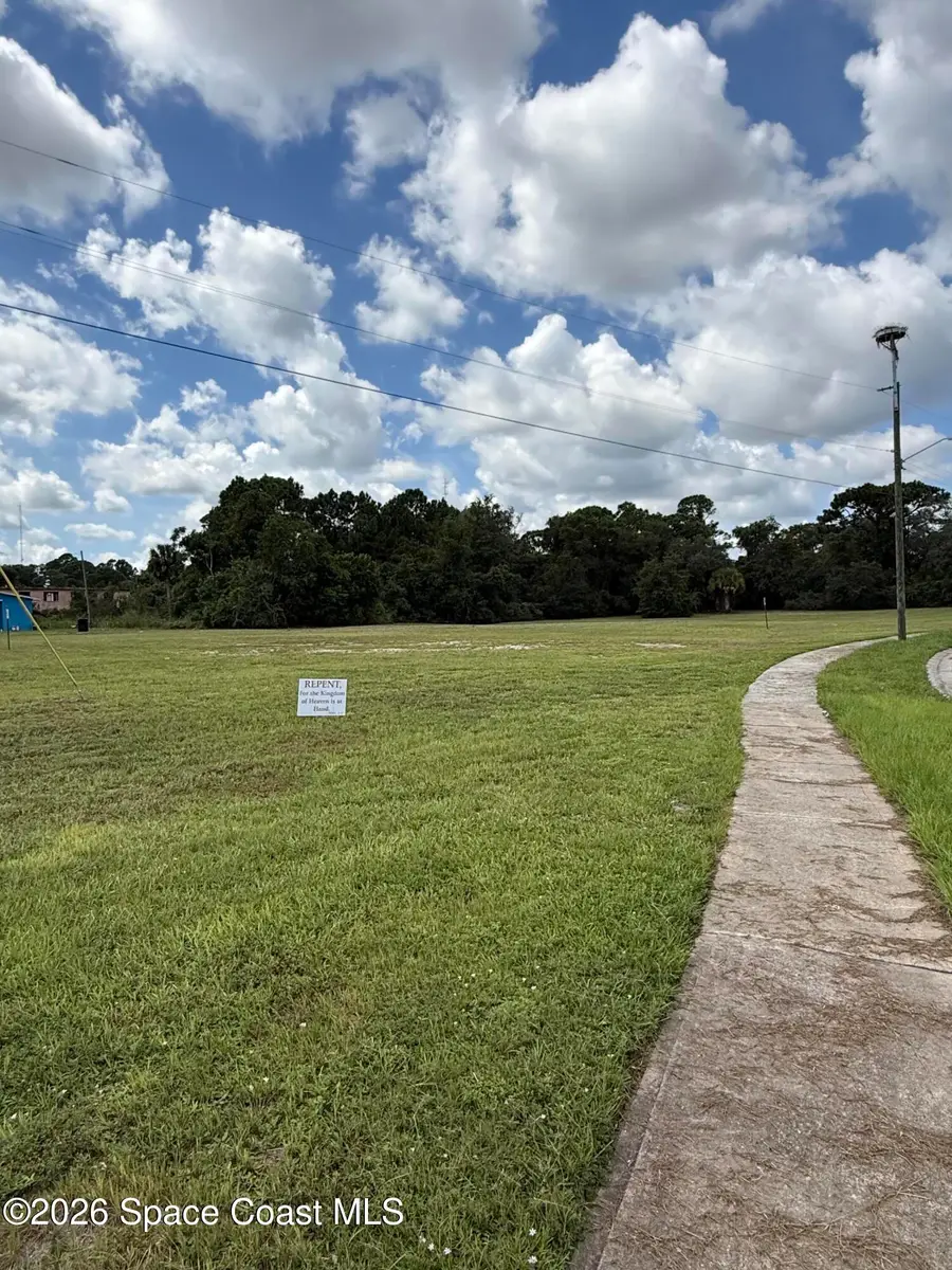 000 Deleon Avenue, Titusville, FL 32780 - #3