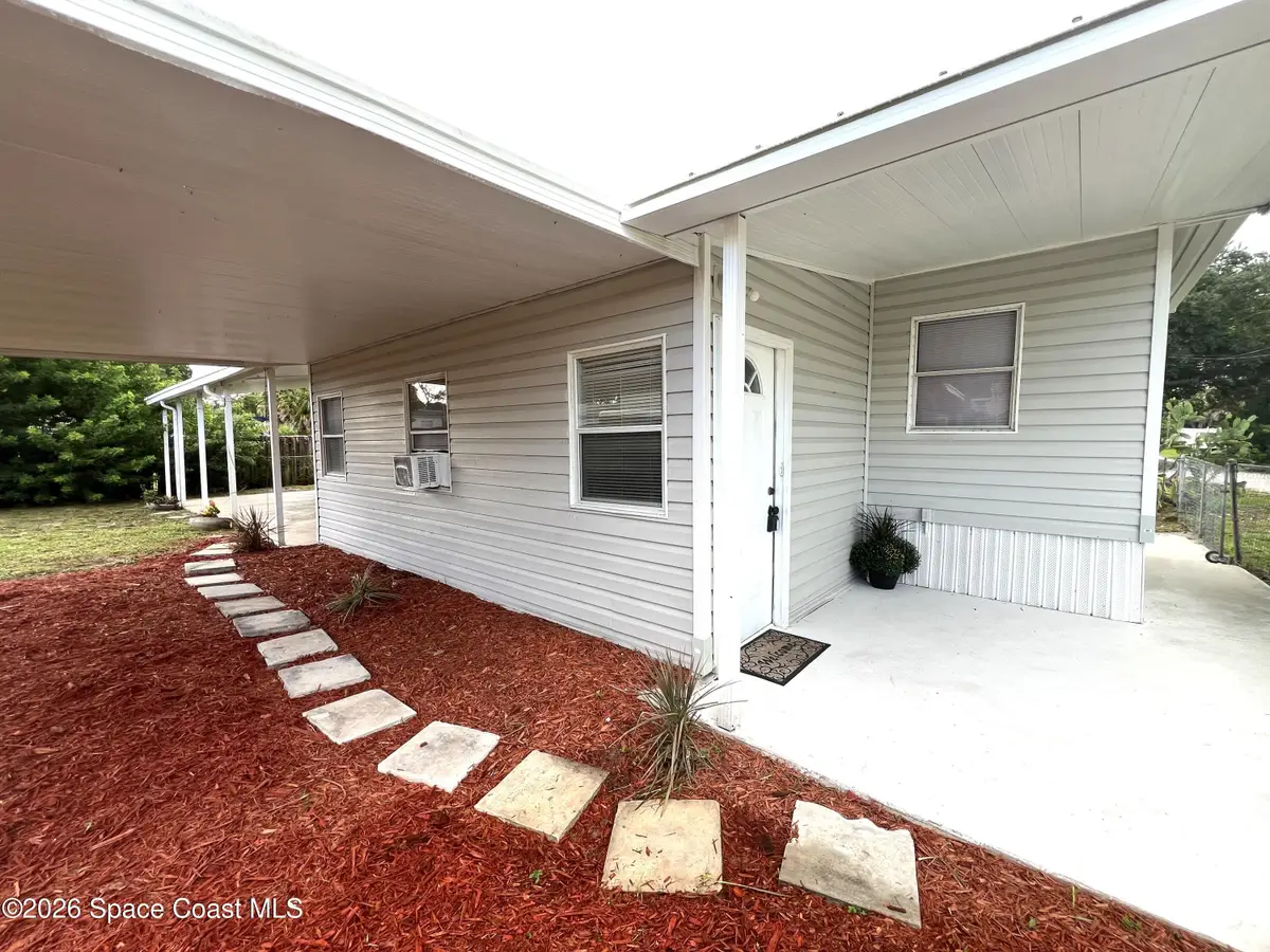 2751 Park Lane Ne, Palm Bay, FL 32905 - #1