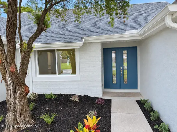 1240 Coventry Circle, Melbourne, FL 32904