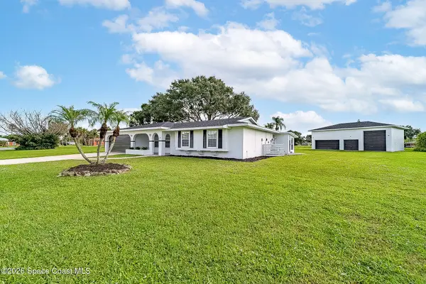722 Apollo Circle Ne, Palm Bay, FL 32905