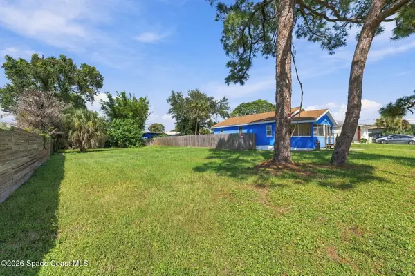 218 E Fee Avenue, Melbourne, FL 32901