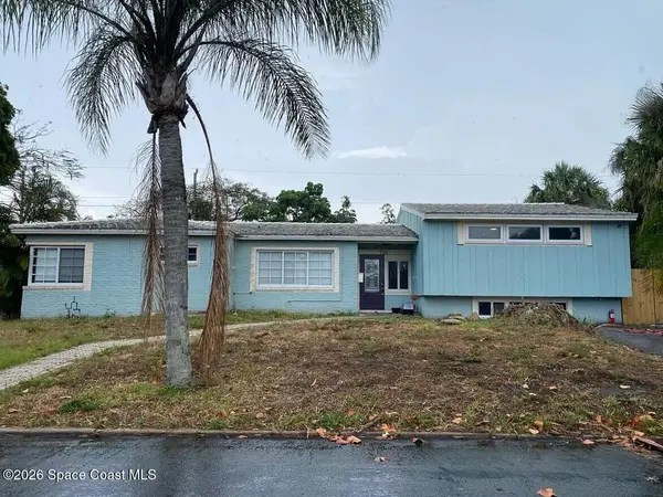 934 Paseo Castalla, West Palm Beach, FL 33405