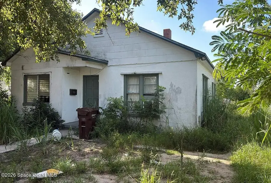 23 W Sessoms Avenue, Lake Wales, FL 33853 - #2