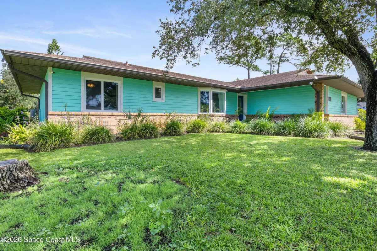 561 Sterling Street Ne, Palm Bay, FL 32907 - #1