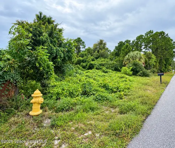 840 Andrew Street Se, Palm Bay, FL 32909