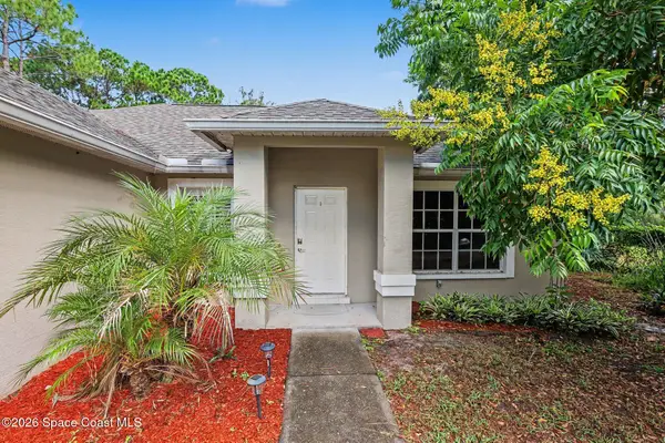 1561 Lucky Street Nw, Palm Bay, FL 32907