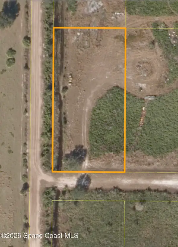 22385 NW 242nd Street, Okeechobee, FL 34972