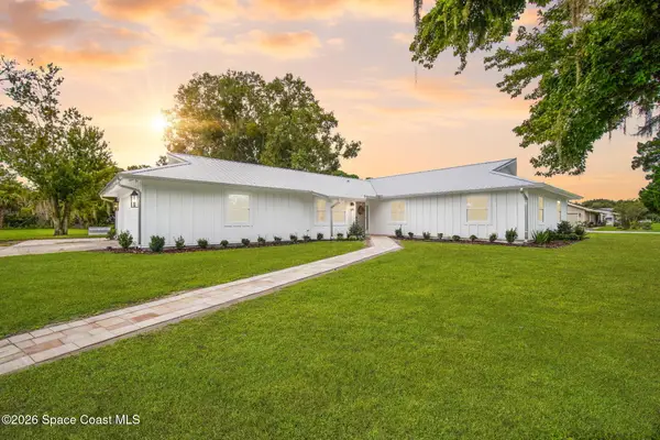 3825 Arlington Avenue, Mims, FL 32754