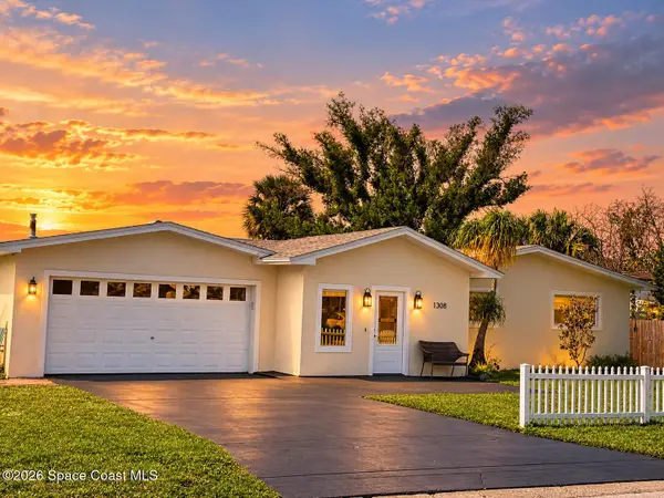 1308 Sun Circle W, Melbourne, FL 32935