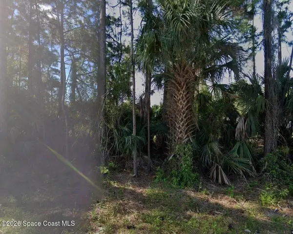 114 Lafleur Street Sw, Palm Bay, FL 32908