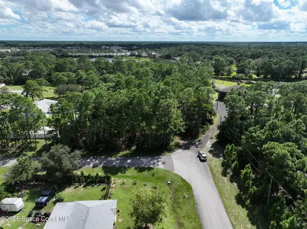 400 Jonal Lane Se, Palm Bay, FL 32909