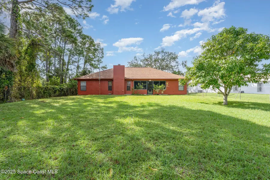 915 Elmont Street Nw, Palm Bay, FL 32907 - #3