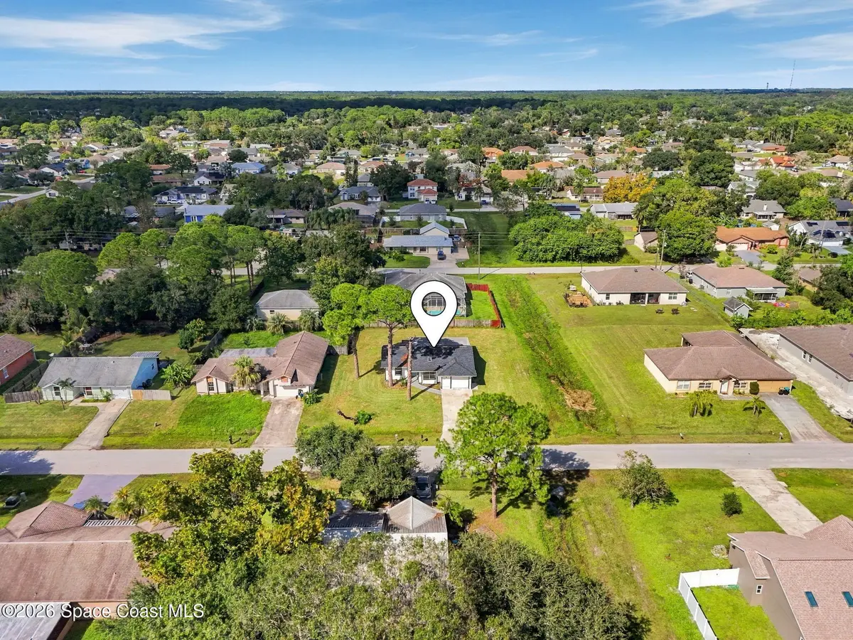 711 Kempten Street Nw, Palm Bay, FL 32907 - #1