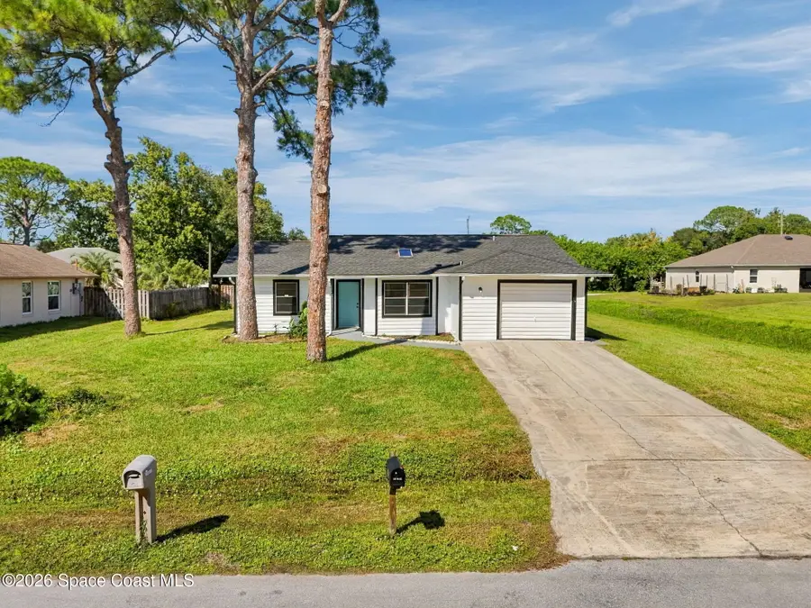 711 Kempten Street Nw, Palm Bay, FL 32907 - #2