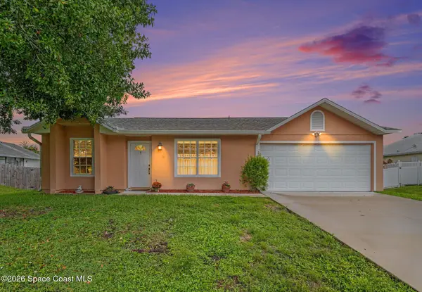 1685 Hawksbill Street Nw, Palm Bay, FL 32907