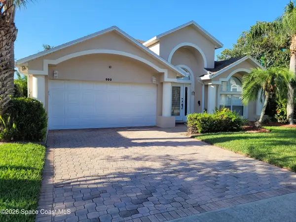 800 Sunset Lakes Drive, Merritt Island, FL 32953