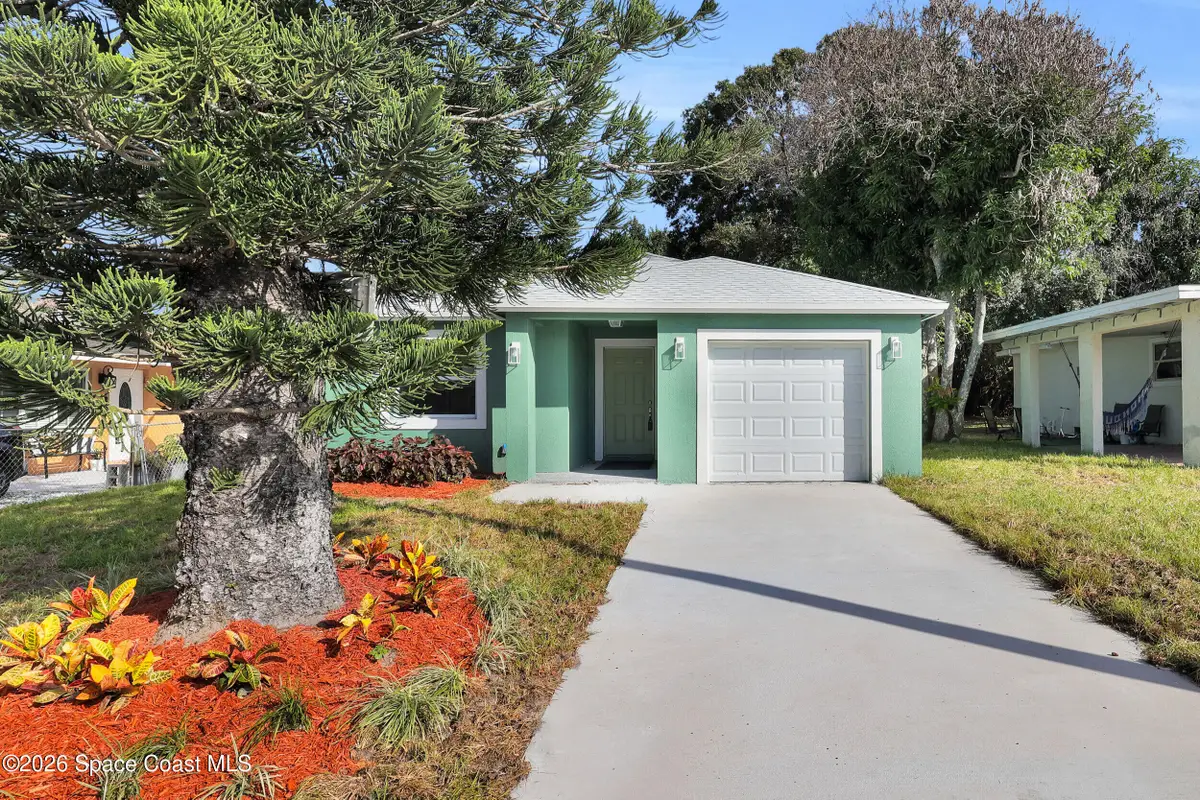 2002 Avenue M, Fort Pierce, FL 34950 - #1