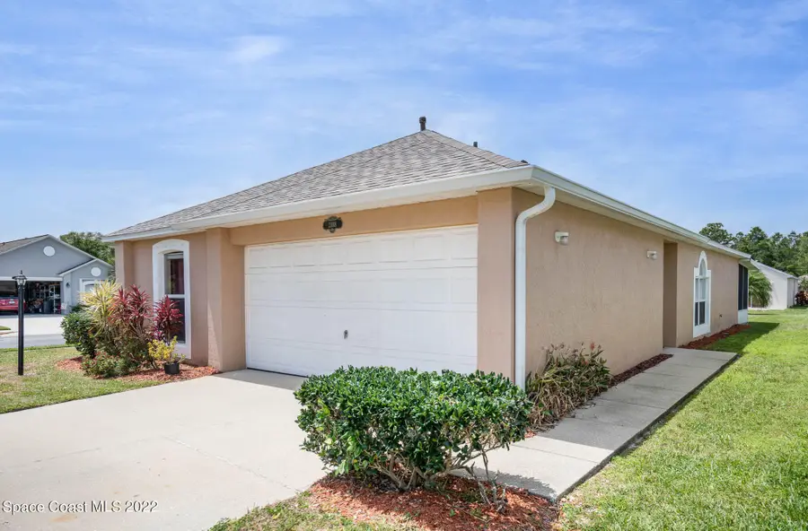 2188 Redwood Circle Ne, Palm Bay, FL 32905 - Image #2