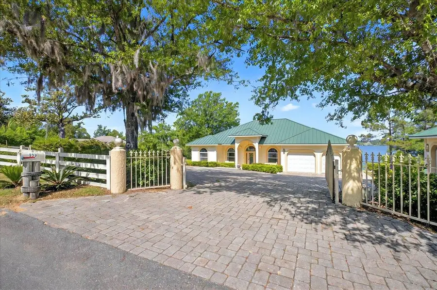 333 Compass Lake Drive, Alford, FL 32420 - Image #2