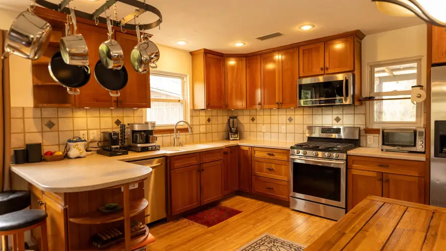 438 NE English Ivy Trail, Pinetta, FL 32350 - Image #3