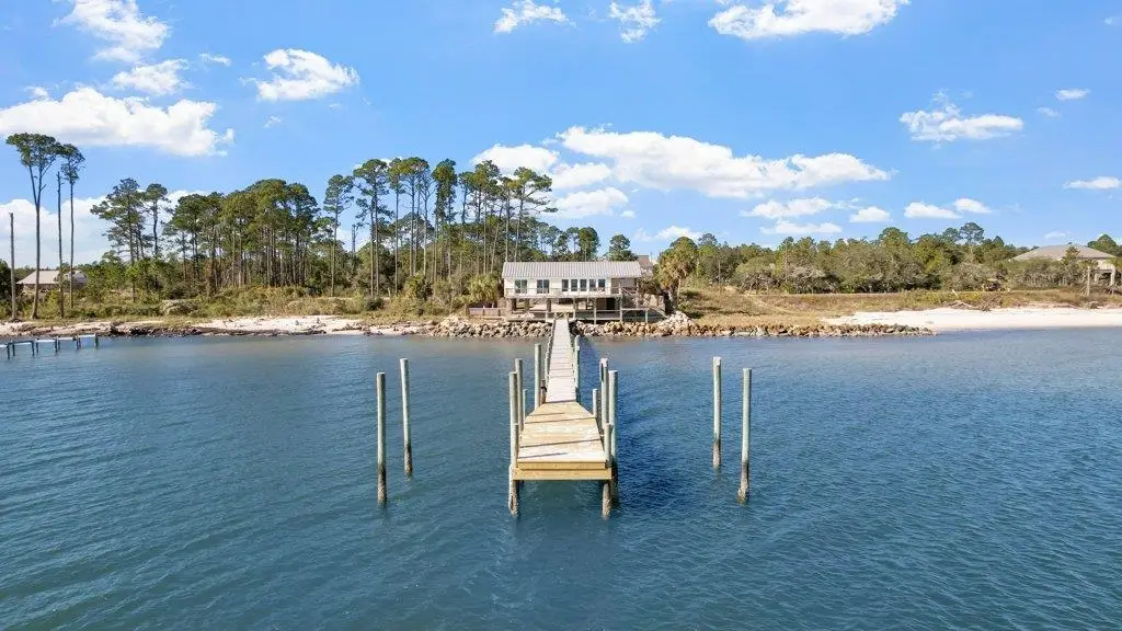 2120 Hwy 98 West, Carrabelle, FL 32322 - Image #1