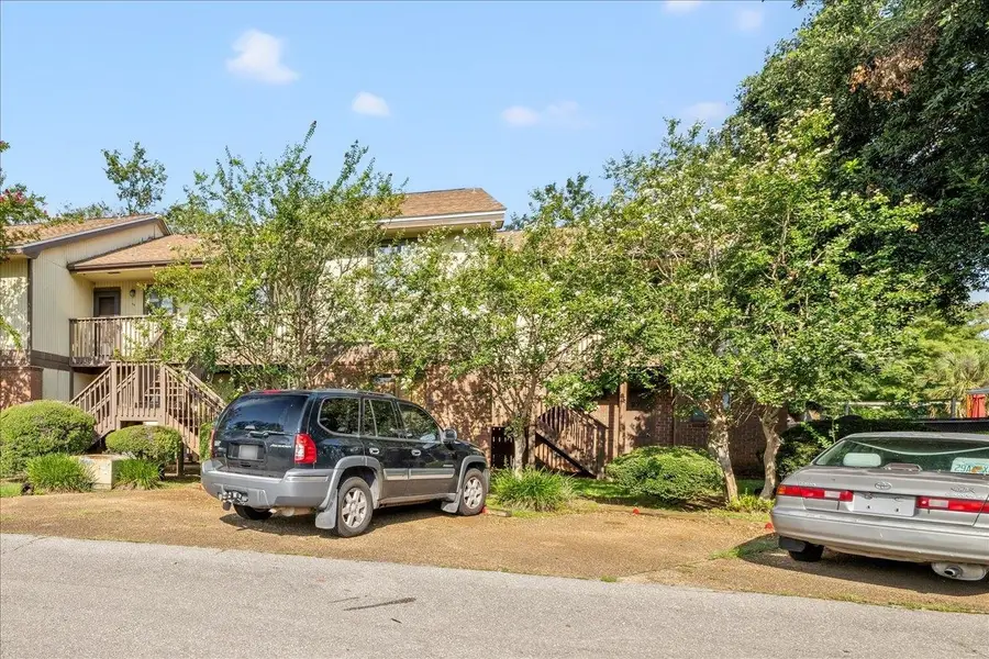 216 Dixie Drive #8, Tallahassee, FL 32304 - Image #3