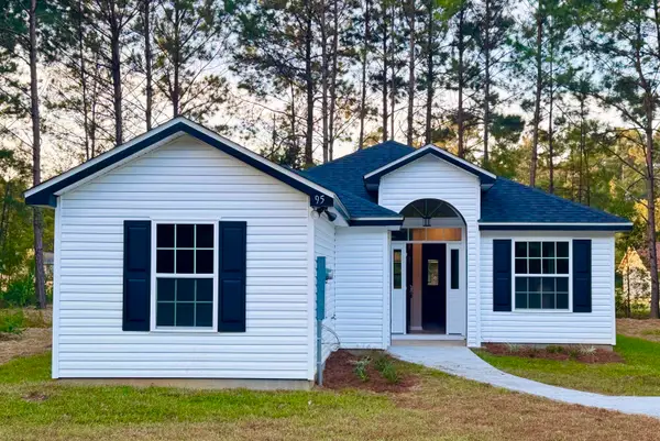 95 Chesterfield Road, Greensboro, FL 32330