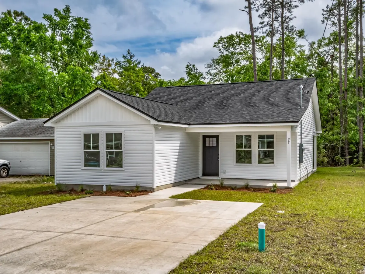 29 Klickitat Drive, Crawfordville, FL 32327 - Image #1