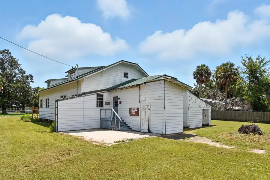 317 N Orange Street, Perry, FL 32347 - Image #2