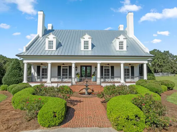 9525 Woodland Hills Way, Tallahassee, FL 32309