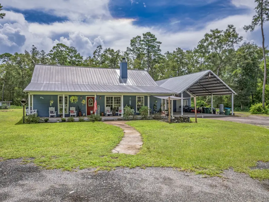 115 Isle Of Paradise Road, Crawfordville, FL 32327 - Image #3