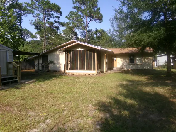 44 Tram Circle, Sopchoppy, FL 32358