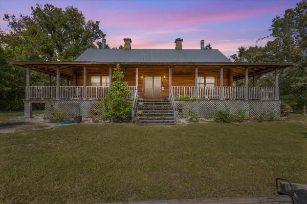 357 NE Willow Run Way, Pinetta, FL 32350