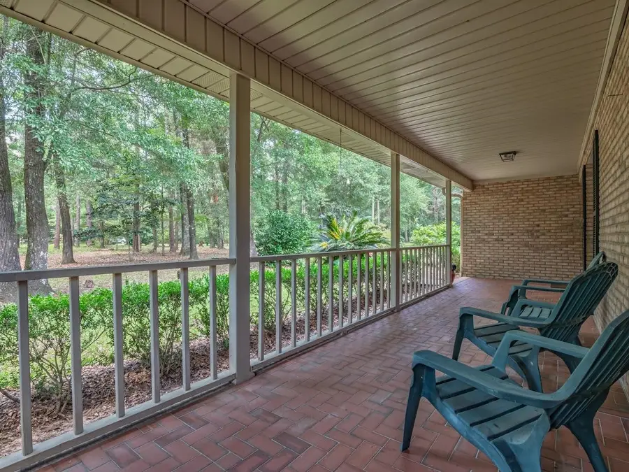 193 Honeysuckle Drive, Havana, FL 32333 - Image #2