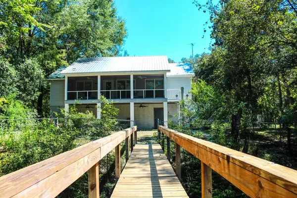 80 S Easy Street, Sopchoppy, FL 32358