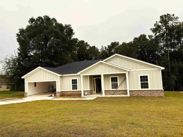 34 Frank Run, Midway, FL 32343