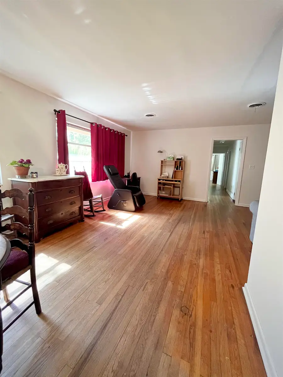 2213 Mendoza Avenue, Tallahassee, FL 32304 - Image #3