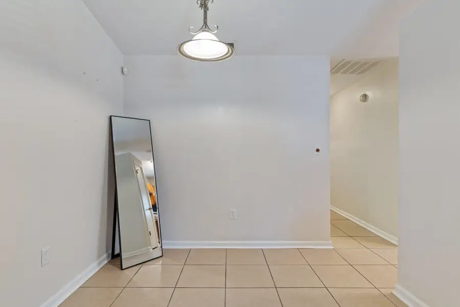 215 W Whetherbine Way, Tallahassee, FL 32301 - Image #3