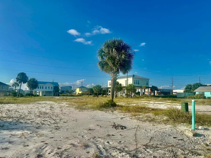 106 29th Street, Mexico Beach, FL 32456 - Image #2