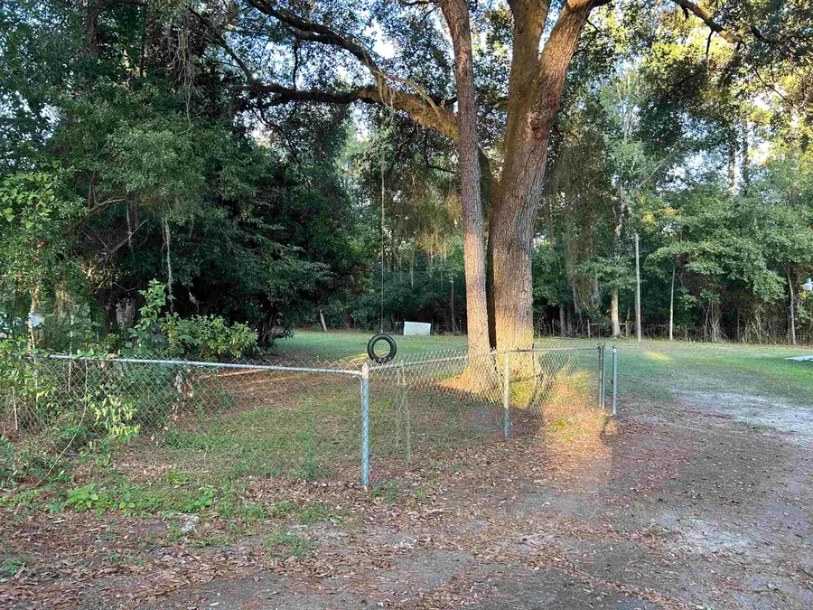 265 Wayne Gregory Road, Havana, FL 32333 - Image #2