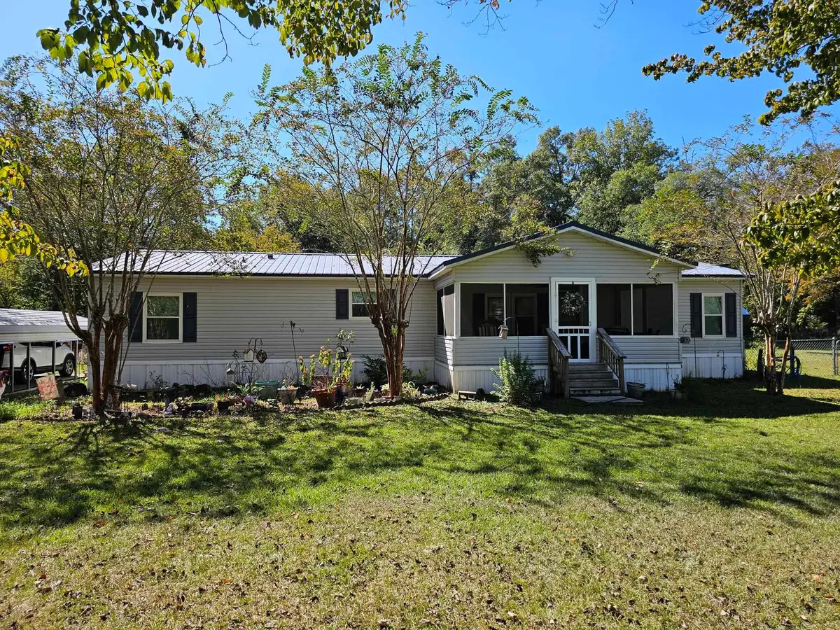 129 Royal Oaks Court, Crawfordville, FL 32327 - Image #1